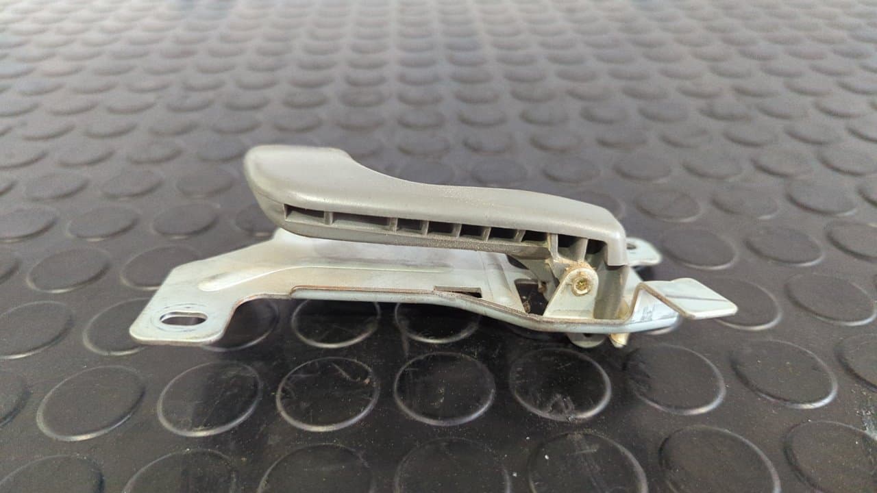 Recambio de MANETA INTERIOR DELANTERA DERECHA para MITSUBISHI CANTER 4.05 2