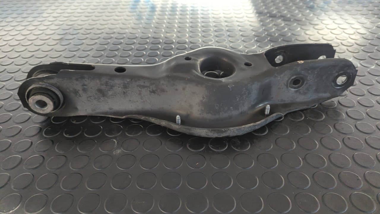 Recambio de BRAZO IZQUIERDO INFERIOR TRASERO para BMW SERIE 4 COUPE (F32) N47D20C referencia OEM IAM 6792541 - GRIS 5