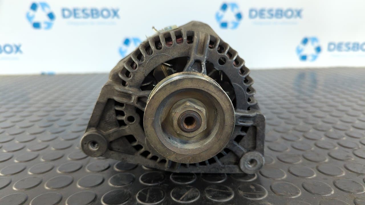 Recambio de ALTERNADOR para FORD FIESTA BERLINA Básico RTJ referencia OEM IAM 97AB10300AD - NEGRO