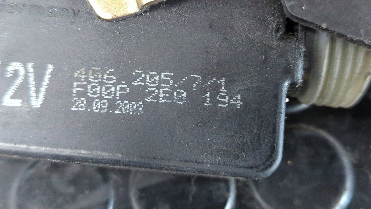 Recambio de CERRADURA PUERTA DELANTERA IZQUIERDA para MERCEDES-BENZ SPRINTER 02.00 -> COMBI 213  CDI   (902.671-672) 611981 referencia OEM IAM 40620571 - BLANCO 4