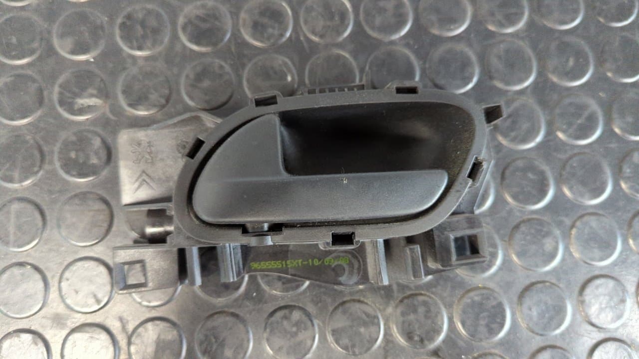 Recambio de MANETA INTERIOR TRASERA IZQUIERDA para PEUGEOT 207 Urban KFV referencia OEM IAM 96555515XT - GRIS