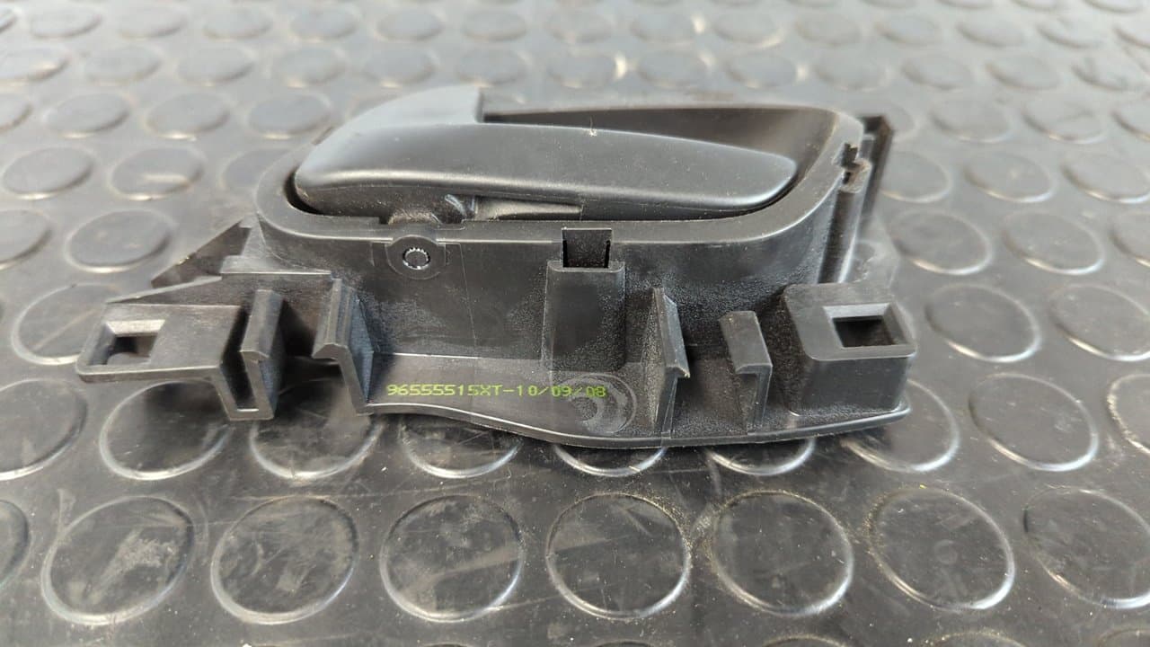 Recambio de MANETA INTERIOR TRASERA IZQUIERDA para PEUGEOT 207 Urban KFV referencia OEM IAM 96555515XT - GRIS 3