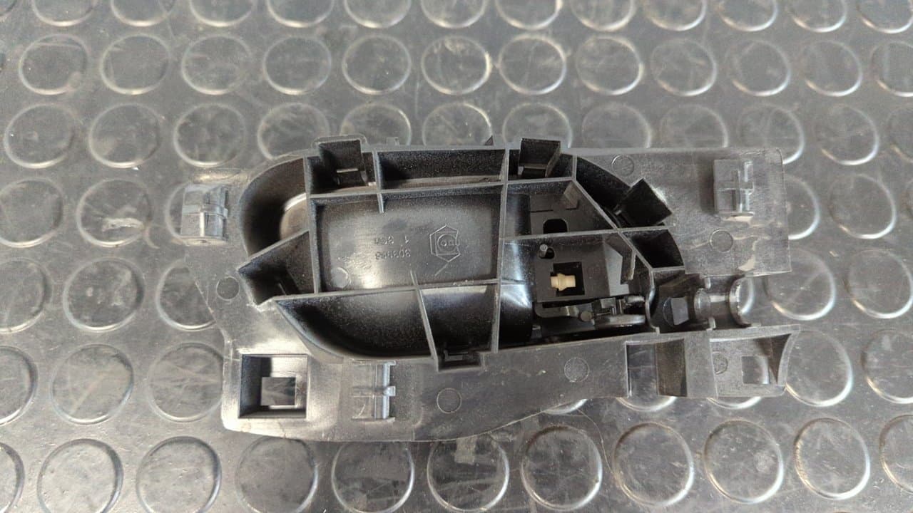 Recambio de MANETA INTERIOR TRASERA IZQUIERDA para PEUGEOT 207 Urban KFV referencia OEM IAM 96555515XT - GRIS 5