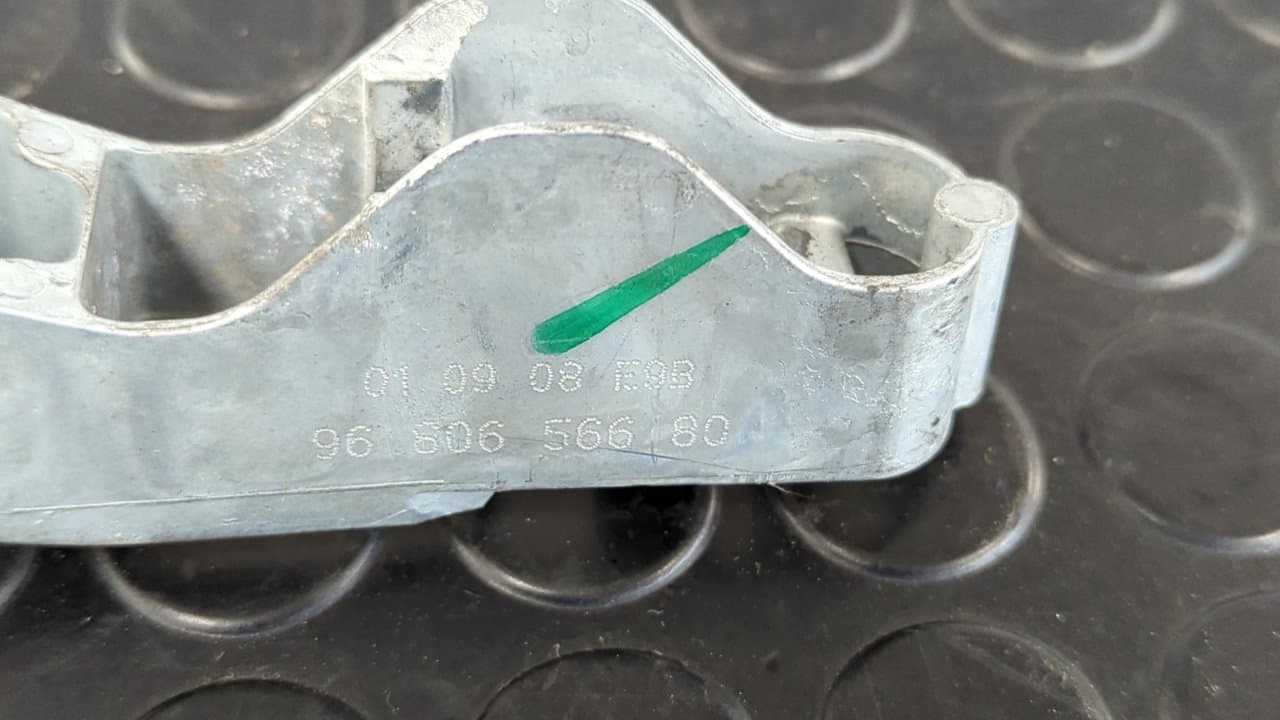 Recambio de MANETA  TRASERA IZQUIERDA para PEUGEOT 207 Urban KFV referencia OEM IAM 9680656680 - GRIS 6