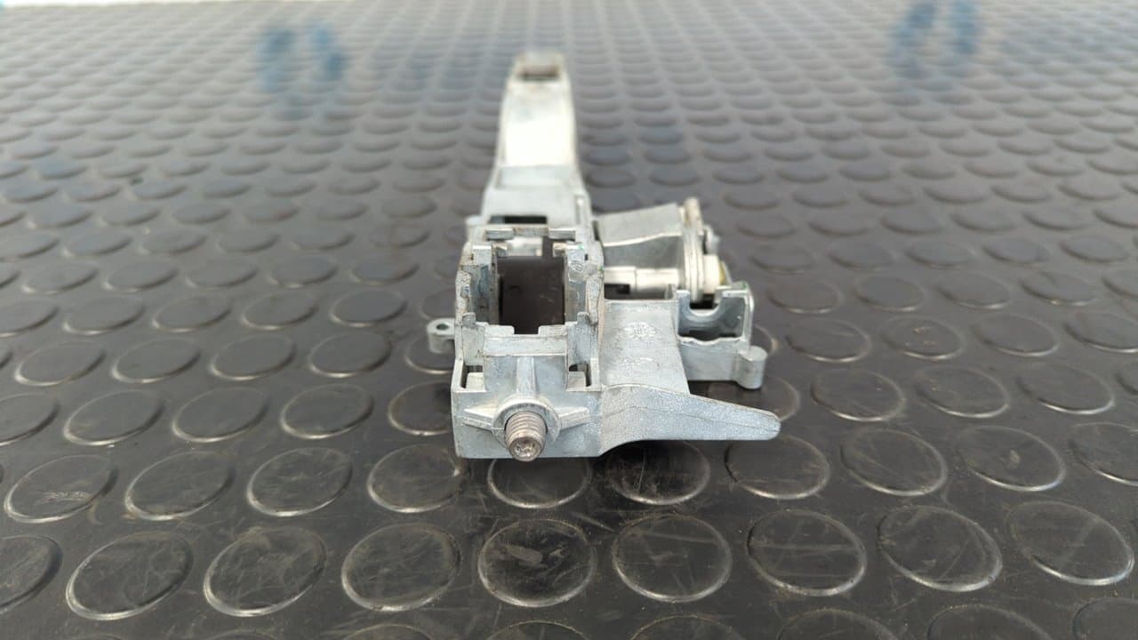 Recambio de MANETA DELANTERA IZQUIERDA para PEUGEOT 207 Urban KFV referencia OEM IAM 9680168680 - GRIS 5
