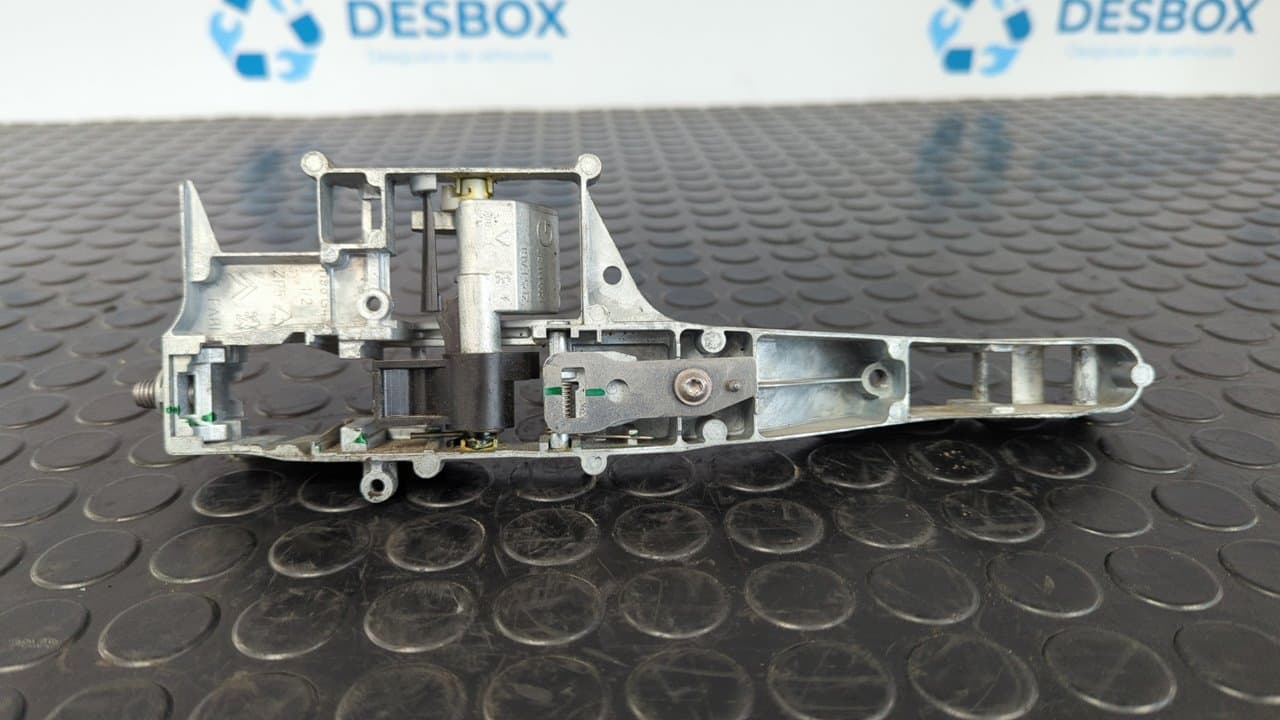 Recambio de MANETA DELANTERA IZQUIERDA para PEUGEOT 207 Urban KFV referencia OEM IAM 9680168680 - GRIS 4