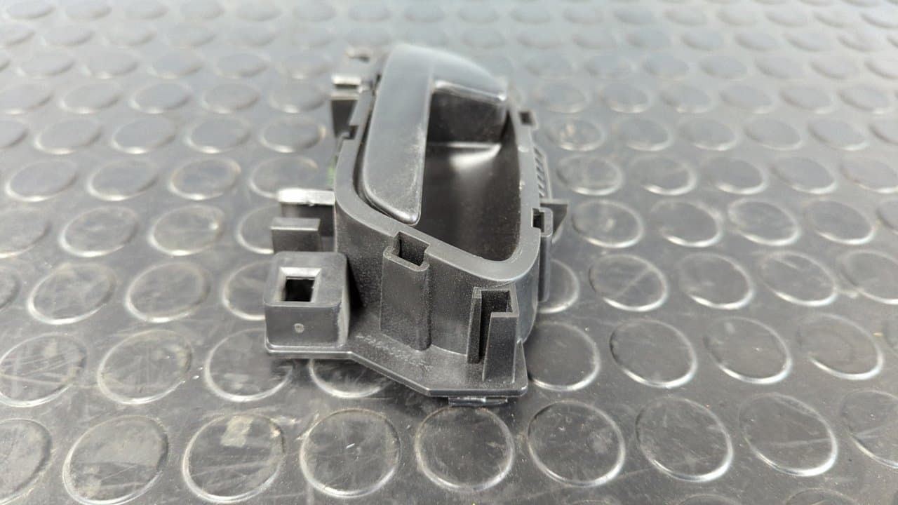 Recambio de MANETA INTERIOR DELANTERA IZQUIERDA para PEUGEOT 207 Urban KFV referencia OEM IAM 96555515XT - GRIS 5