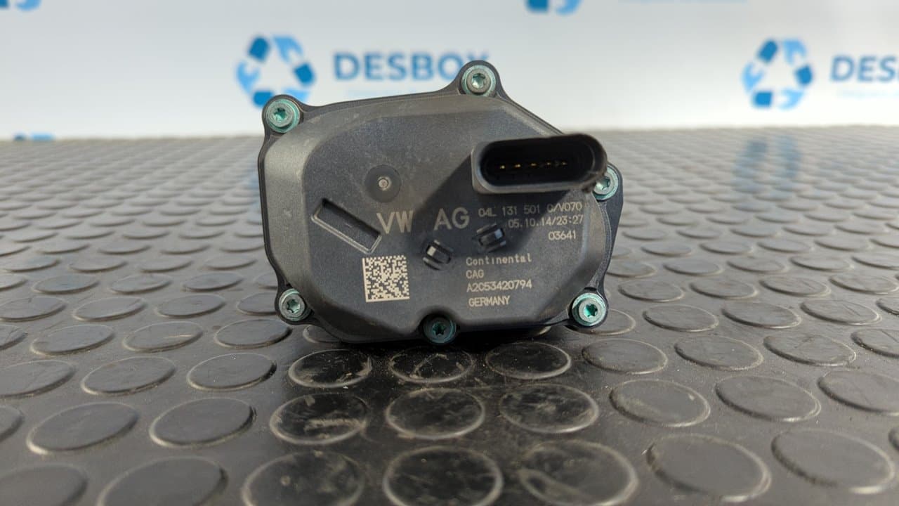 Recambio de CAJA MARIPOSA para VOLKSWAGEN GOLF VII LIM. (5G1) CRKB referencia OEM IAM 04L131501C - NEGRO 8