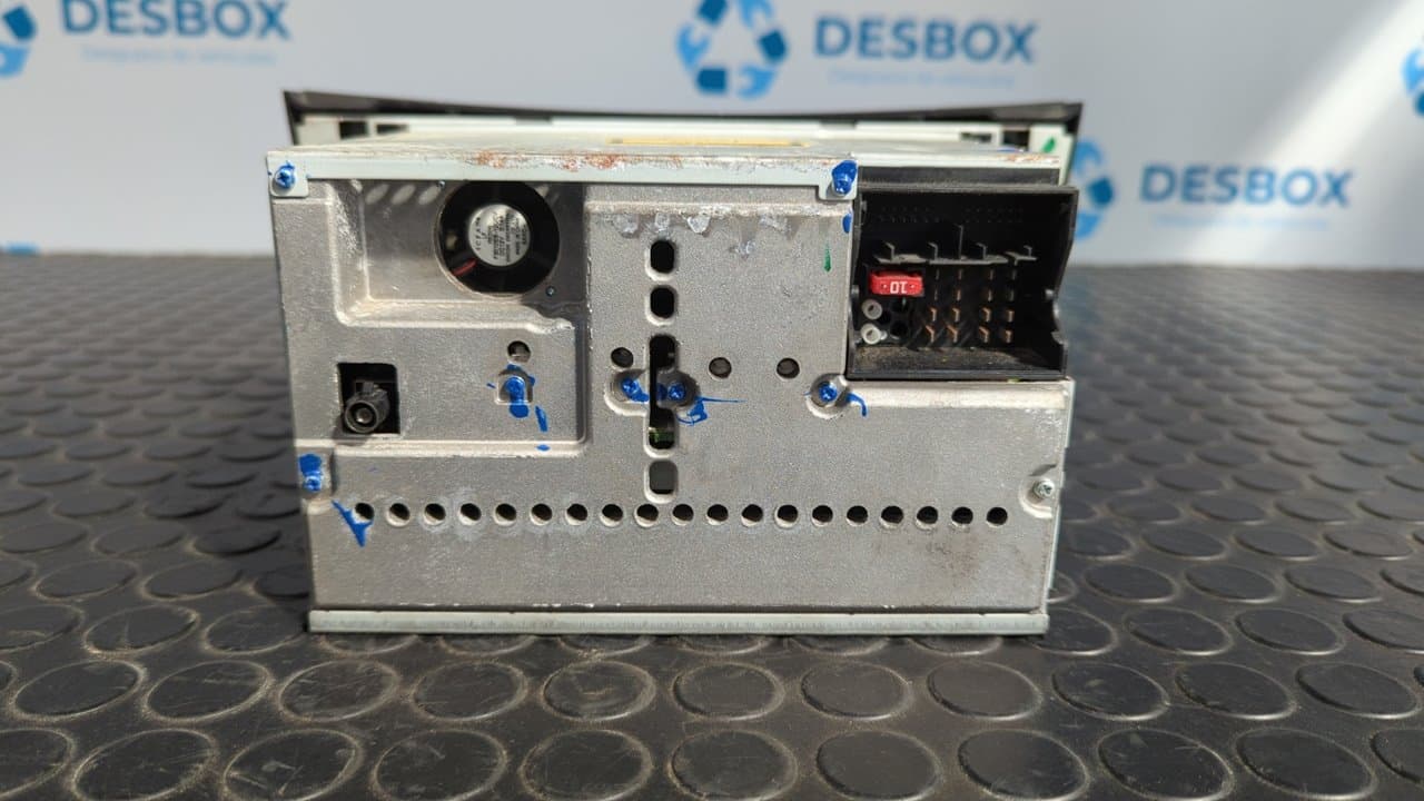 Recambio de SISTEMA AUDIO / RADIO CD para MERCEDES-BENZ CLASE E (W211) BERLINA OM647961 referencia OEM IAM A2118702189 - AZUL 4
