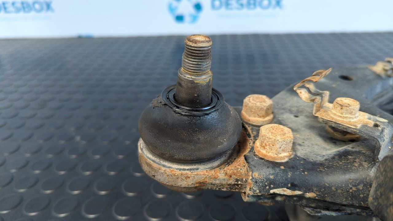 Recambio de BRAZO DERECHO INFERIOR TRASERO  para MITSUBISHI MONTERO (V80/V90) 4M41 - GRIS 7