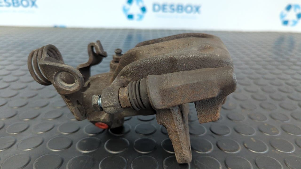 Recambio de PINZA DE FRENO TRASERA DERECHA para AUDI A4 AVANT (B5) 2.5 V6 24V TDI AFB referencia OEM IAM LUCAS 8822 - NEGRO 6