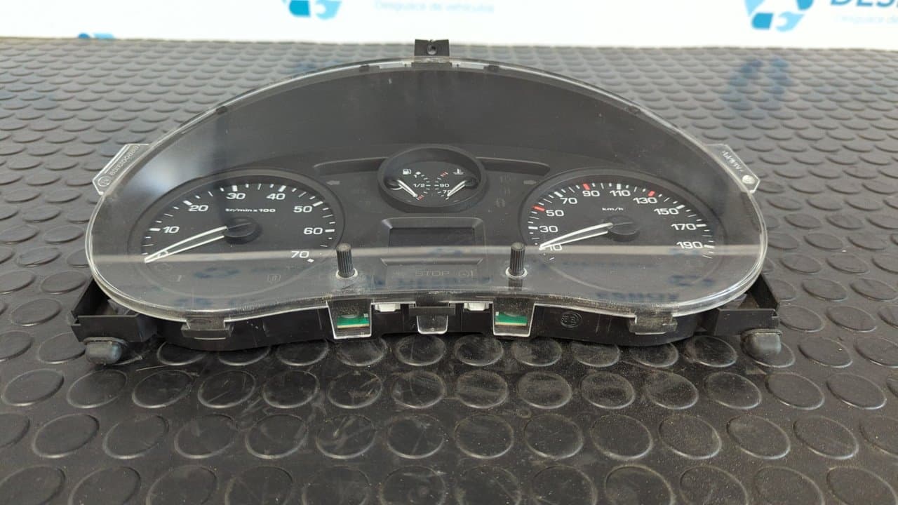 Recambio de CUADRO INSTRUMENTOS para CITROEN BERLINGO CUADRO 9HXDV6ATED4 referencia OEM IAM 5550013101 - BLANCO 6