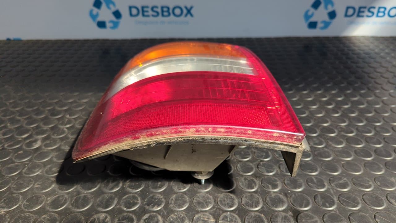 Recambio de PILOTO TRASERO IZQUIERDO para OPEL ZAFIRA A Comfort X20DTL referencia OEM IAM 62280 - BLANCO 10