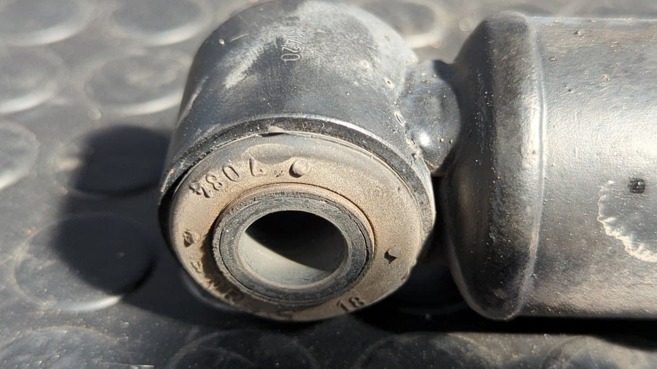 Recambio de JUEGO AMORTIGUADORES TRASEROS para MERCEDES-BENZ SPRINTER 02.00 -> COMBI 213  CDI   (902.671-672) 611981 referencia OEM IAM 141700125761 - BLANCO 7