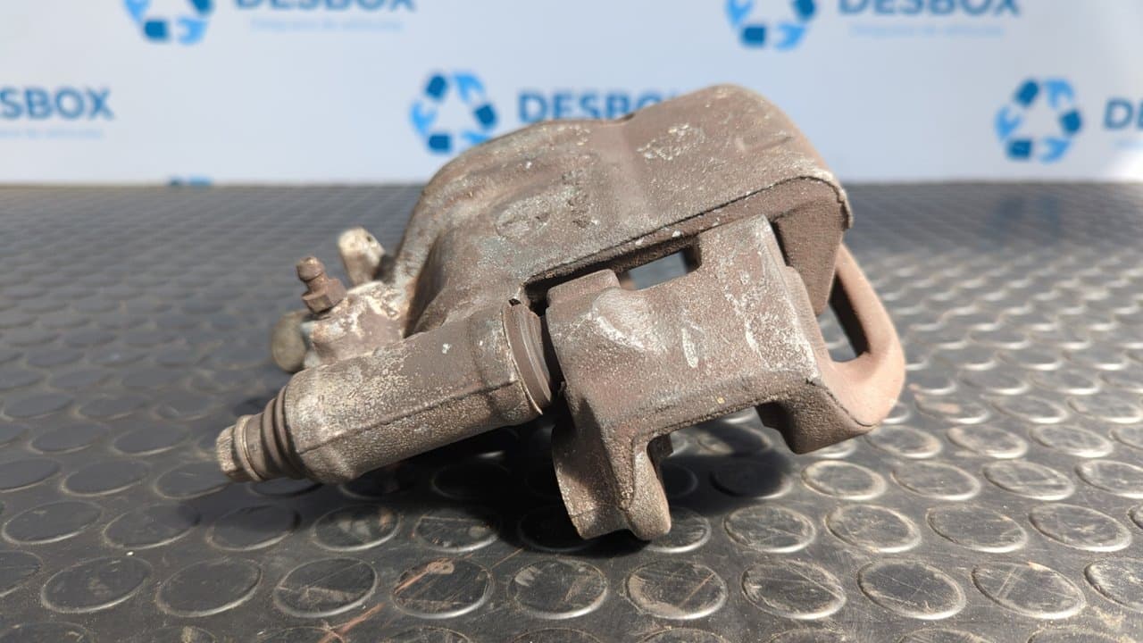 Recambio de PINZA DE FRENO TRASERA IZQUIERDA para MERCEDES-BENZ SPRINTER 02.00 -> COMBI 213  CDI   (902.671-672) 611981 referencia OEM IAM 46+45 LI 22 - BLANCO 10