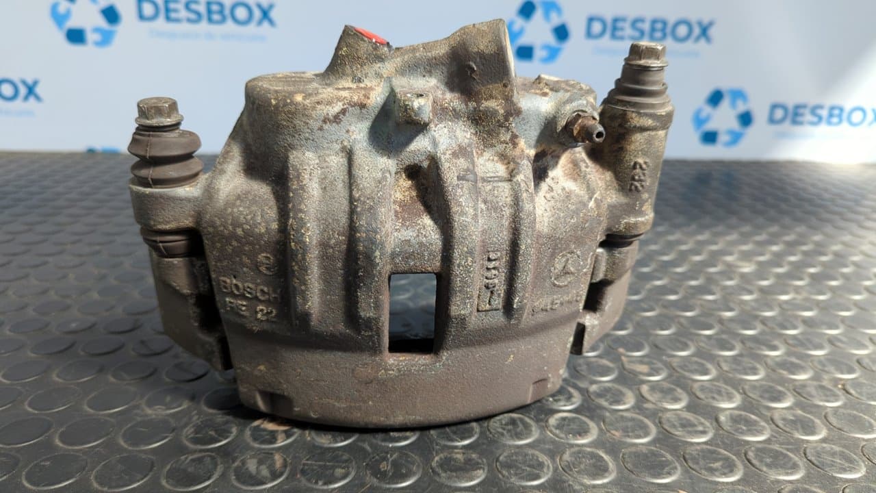 Recambio de PINZA DE FRENO TRASERA DERECHA para MERCEDES-BENZ SPRINTER 02.00 -> COMBI 213  CDI   (902.671-672) 611981 referencia OEM IAM 45+45 RE22 - BLANCO