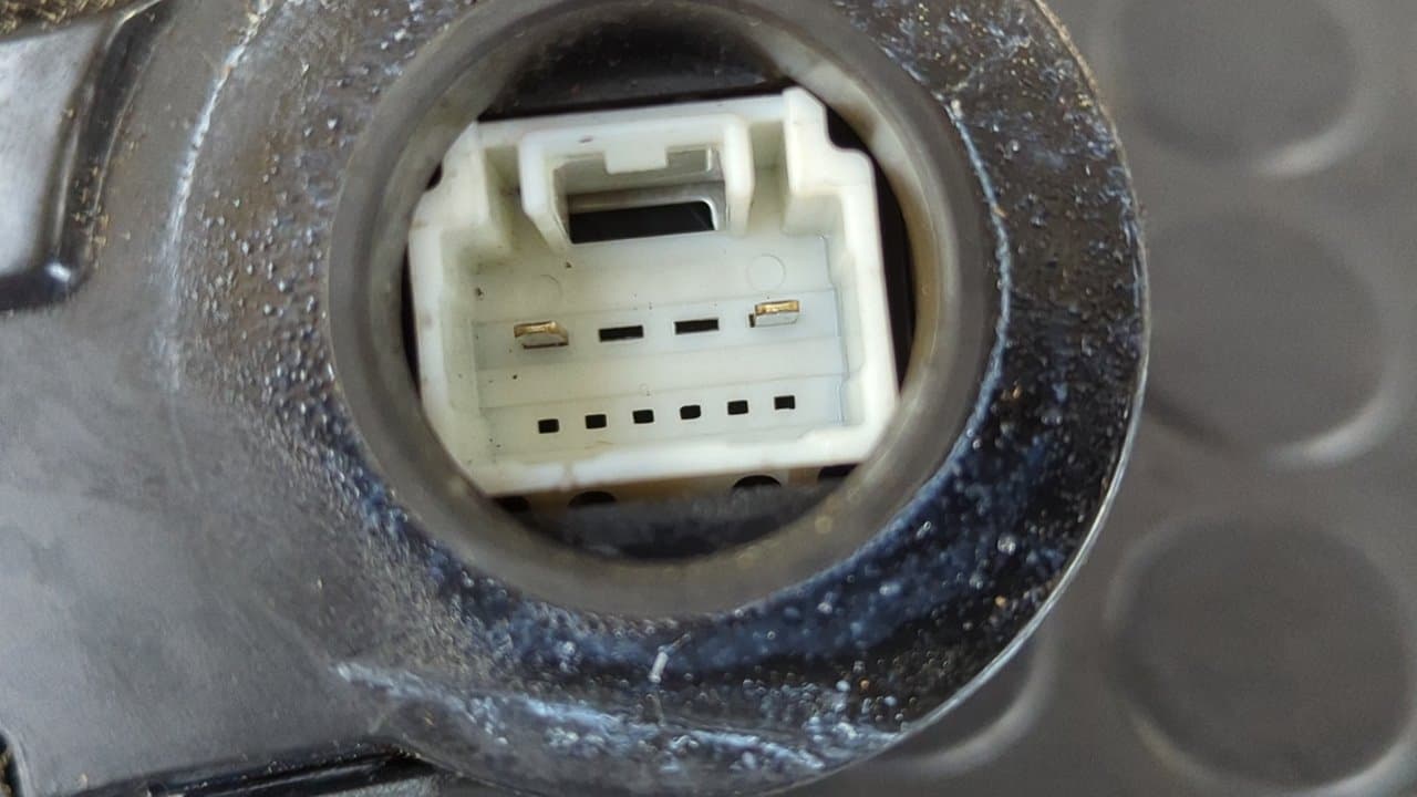 Recambio de CERRADURA PUERTA TRASERA IZQUIERDA para TOYOTA AURIS 1.4 Turbodiesel CAT 1ND referencia OEM IAM A046693 - BLANCO 5
