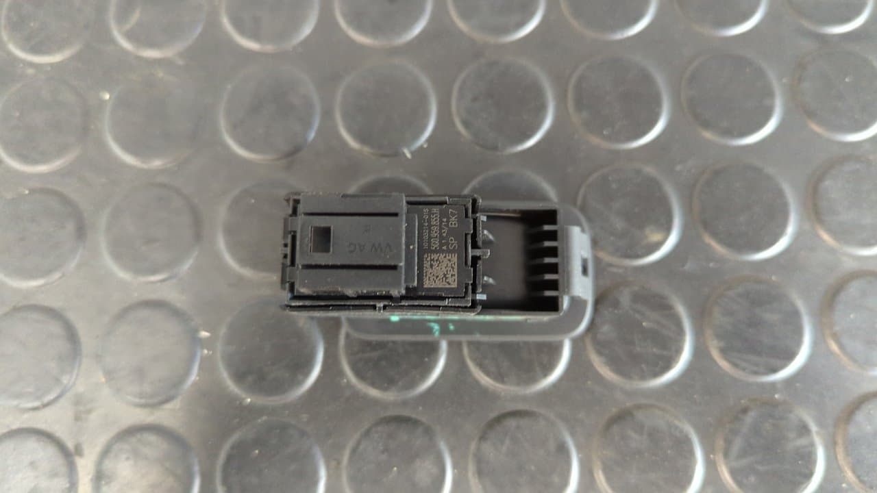 Recambio de MANDO ELEVALUNAS TRASERO IZQUIERDO para VOLKSWAGEN GOLF VII LIM. (5G1) BlueMotion CRKB referencia OEM IAM 5G0868345 - NEGRO 2