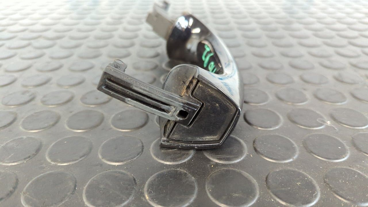 Recambio de MANETA DELANTERA IZQUIERDA para VOLKSWAGEN GOLF VII LIM. (5G1) BlueMotion CRKB referencia OEM IAM 5G0837205 - NEGRO 2