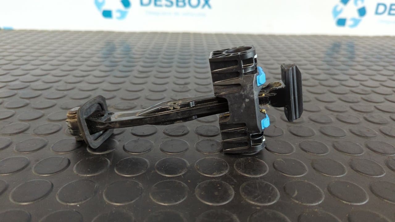 Recambio de RETENEDOR PUERTA IZQUIERDA  para VOLKSWAGEN GOLF VII LIM. (5G1) BlueMotion CRKB referencia OEM IAM 5G0837249C - NEGRO 6