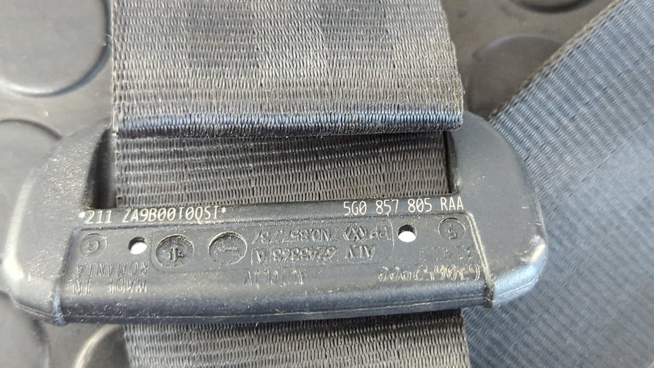 Recambio de CINTURON TRASERO IZQUIERDO para VOLKSWAGEN GOLF VII LIM. (5G1) CRKB referencia OEM IAM 5G0857805RAA - NEGRO 4