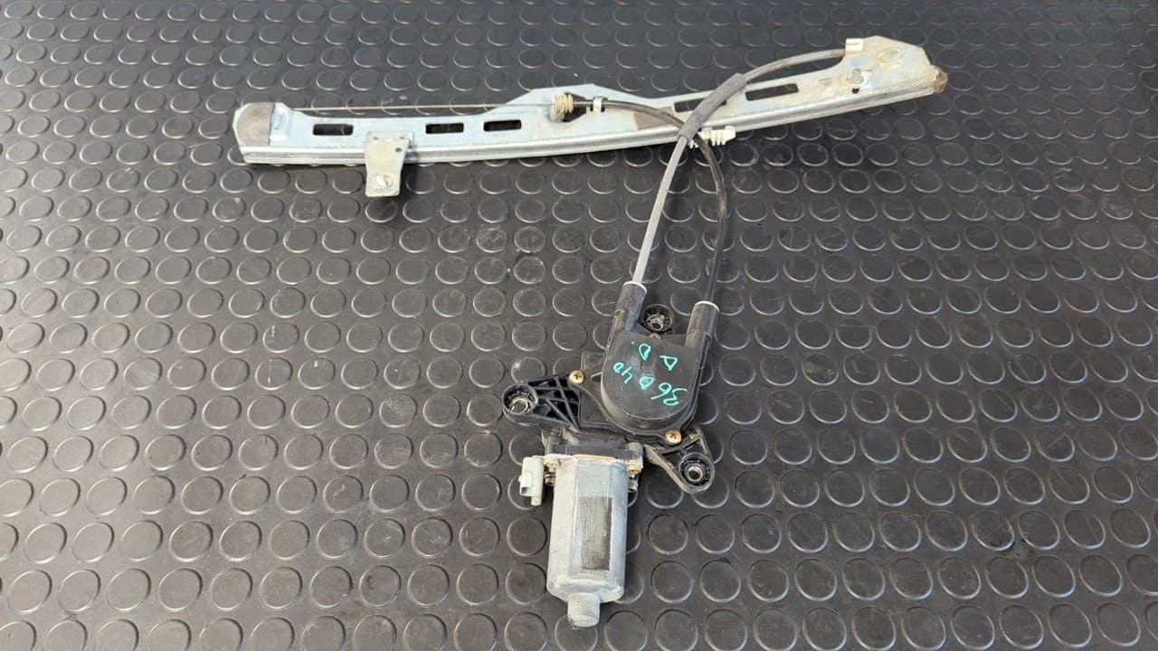Recambio de ELEVALUNAS DELANTERO DERECHO para PEUGEOT 306 BERLINA 3/4/5 PUERTAS (S2) Boulebard RHY referencia OEM IAM 0130821648 - GRIS