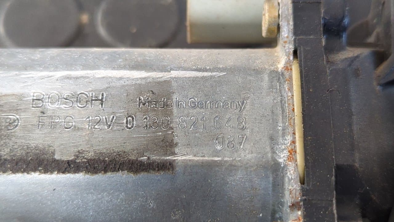 Recambio de ELEVALUNAS DELANTERO DERECHO para PEUGEOT 306 BERLINA 3/4/5 PUERTAS (S2) Boulebard RHY referencia OEM IAM 0130821648 - GRIS 3