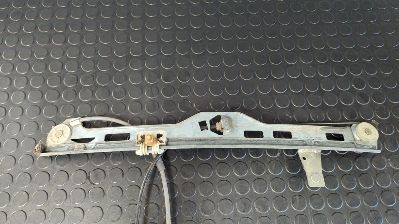 Recambio de ELEVALUNAS DELANTERO DERECHO para PEUGEOT 306 BERLINA 3/4/5 PUERTAS (S2) Boulebard RHY referencia OEM IAM 0130821648 - GRIS 4