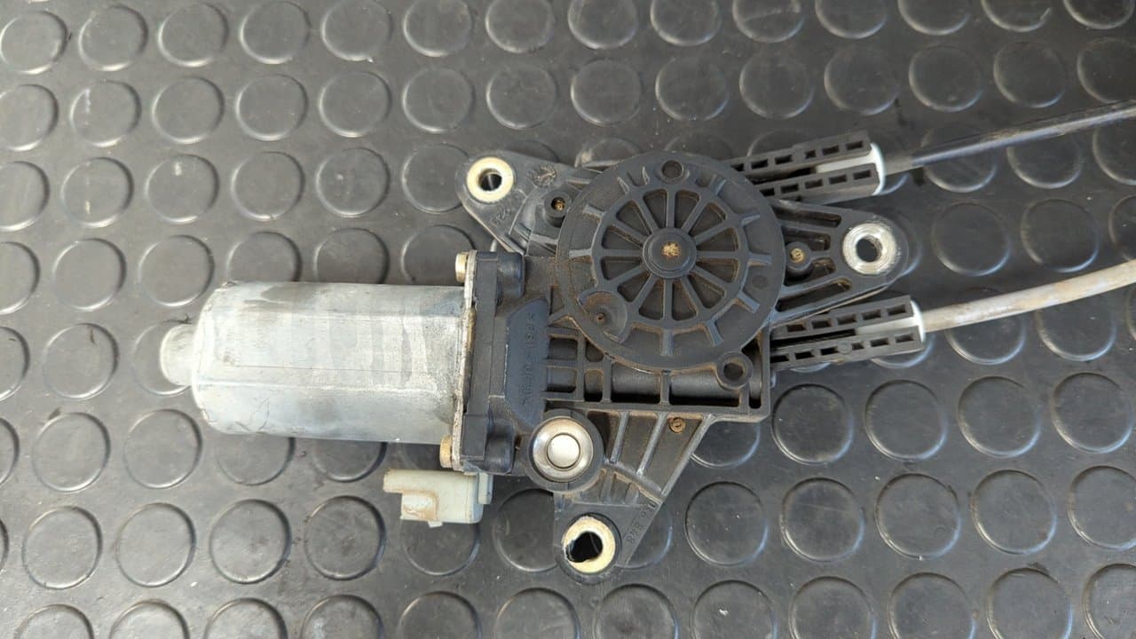 Recambio de ELEVALUNAS DELANTERO DERECHO para PEUGEOT 306 BERLINA 3/4/5 PUERTAS (S2) Boulebard RHY referencia OEM IAM 0130821648 - GRIS 7