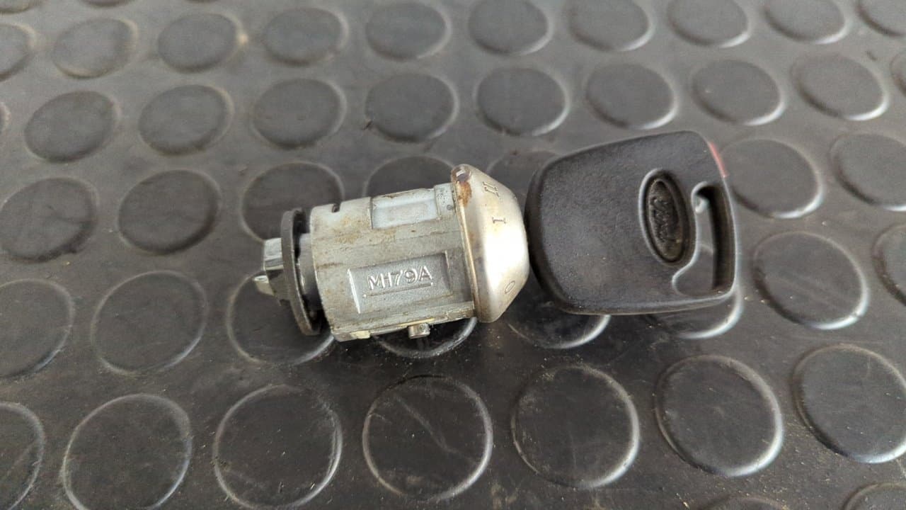 Recambio de CONMUTADOR DE ARRANQUE para FORD FIESTA BERLINA (DX) 1.3 CAT J4L referencia OEM IAM 89FB11572AB - VERDE 8