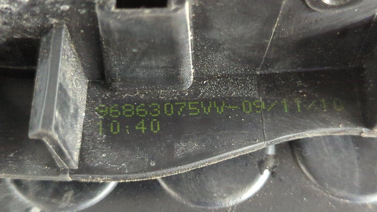 Recambio de MANETA INTERIOR DELANTERA DERECHA para PEUGEOT PARTNER KOMBI Premium 9HZDV6TED4 referencia OEM IAM 96863075VV - BLANCO 8