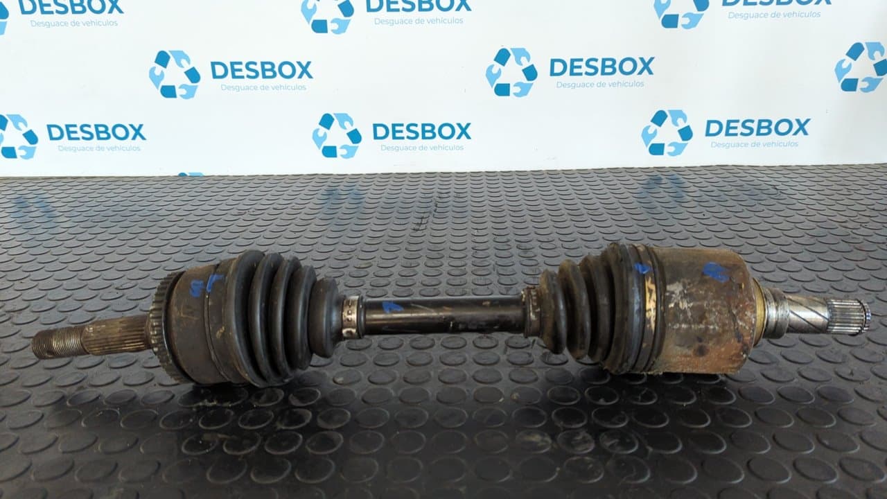 Recambio de TRANSMISION DELANTERA IZQUIERDA para NISSAN ALMERA TINO (V10M) 2.2 dCi Diesel CAT YD22DDT - PLATA