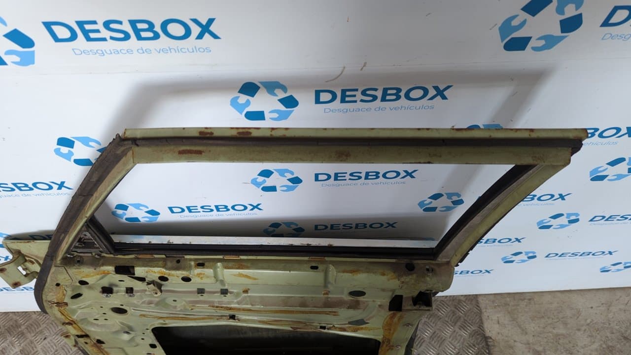 Recambio de PUERTA DELANTERA DERECHA para MERCEDES-BENZ CLASE E (W114/W115) 6