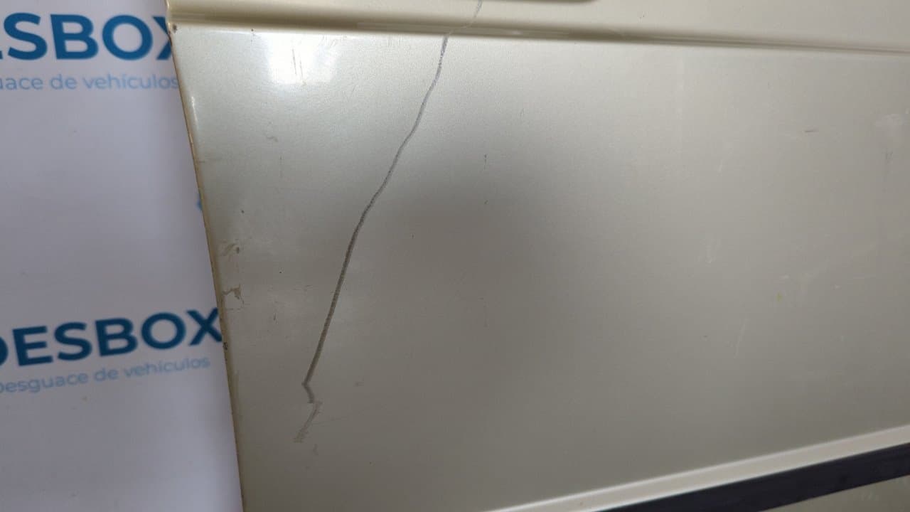 Recambio de PUERTA DELANTERA DERECHA para MERCEDES-BENZ CLASE C (W201) 4