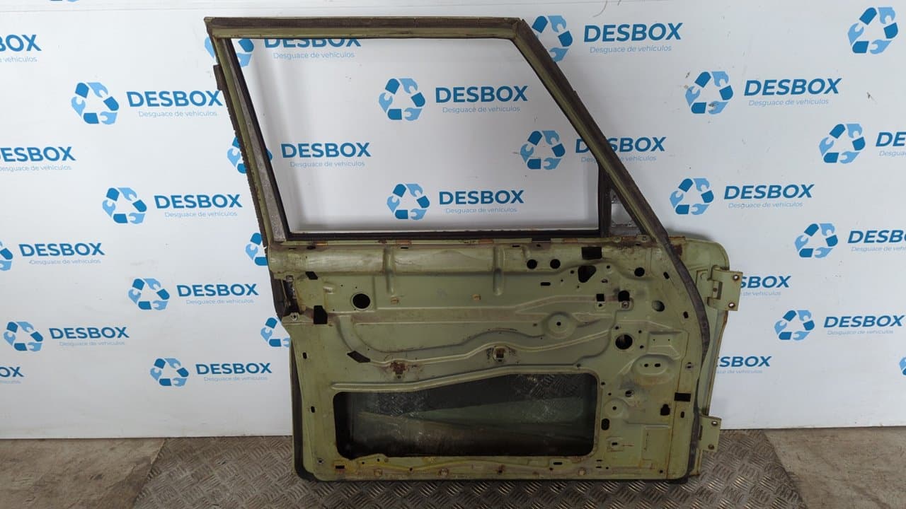 Recambio de PUERTA DELANTERA IZQUIERDA para MERCEDES-BENZ CLASE E (W114/W115) 4