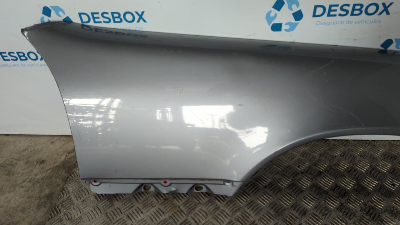 Recambio de ALETA DELANTERA DERECHA para MERCEDES-BENZ CLASE S (W140) 8