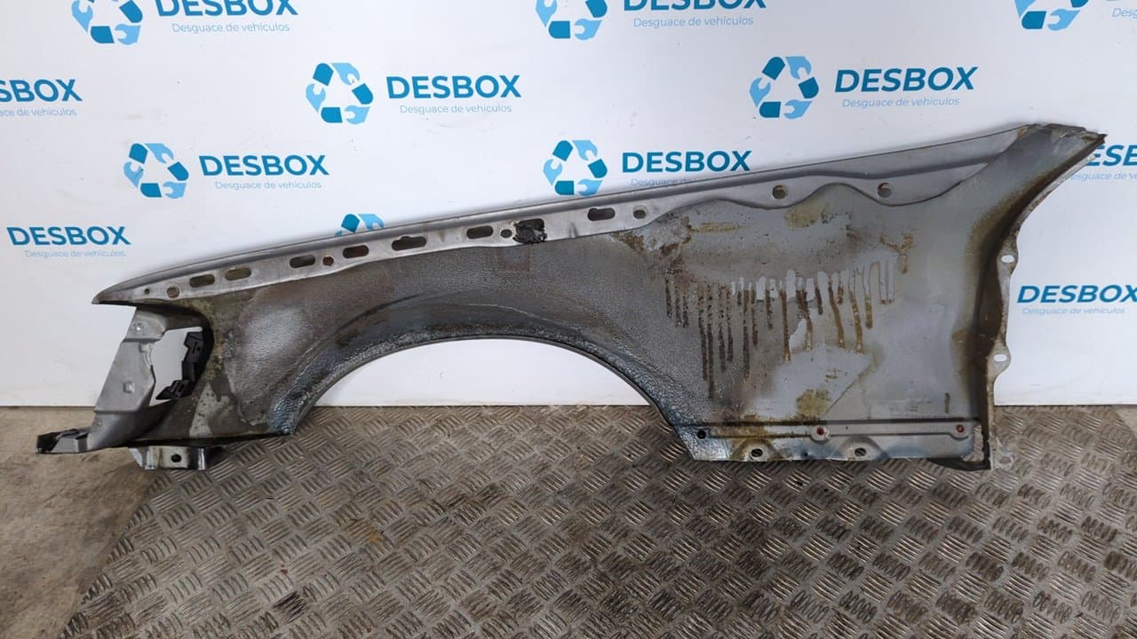 Recambio de ALETA DELANTERA DERECHA para MERCEDES-BENZ CLASE S (W140) 7