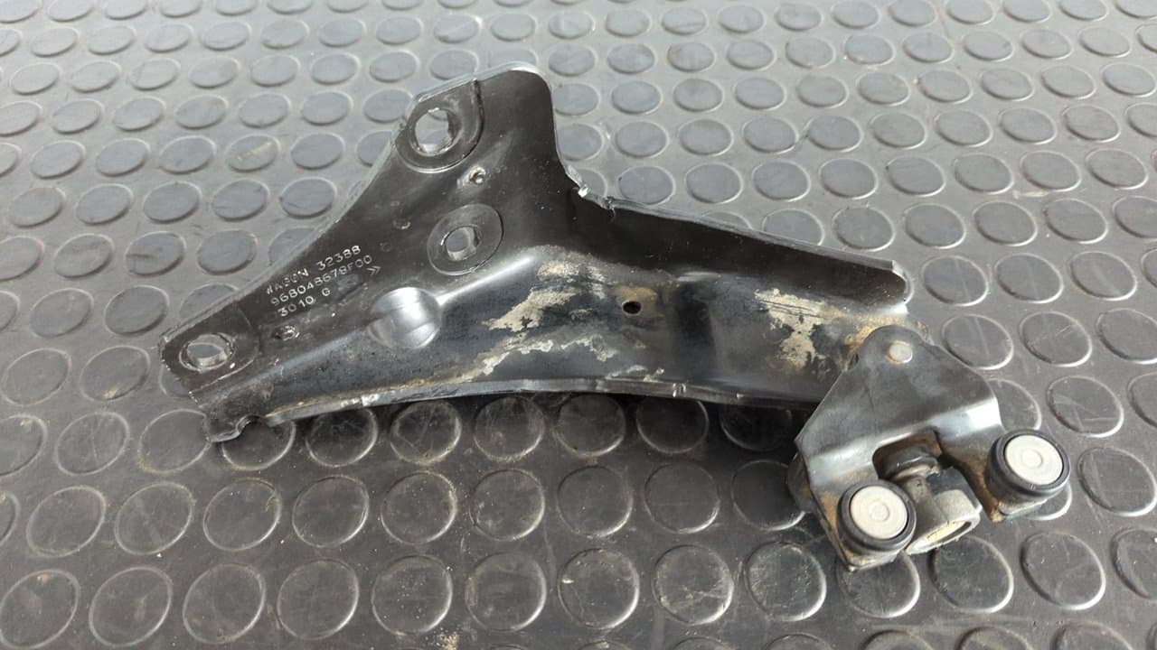 Recambio de SOPORTE GUIA PATIN INFERIOR para PEUGEOT PARTNER KOMBI Premium 9HZDV6TED4 referencia OEM IAM 968048678 - BLANCO