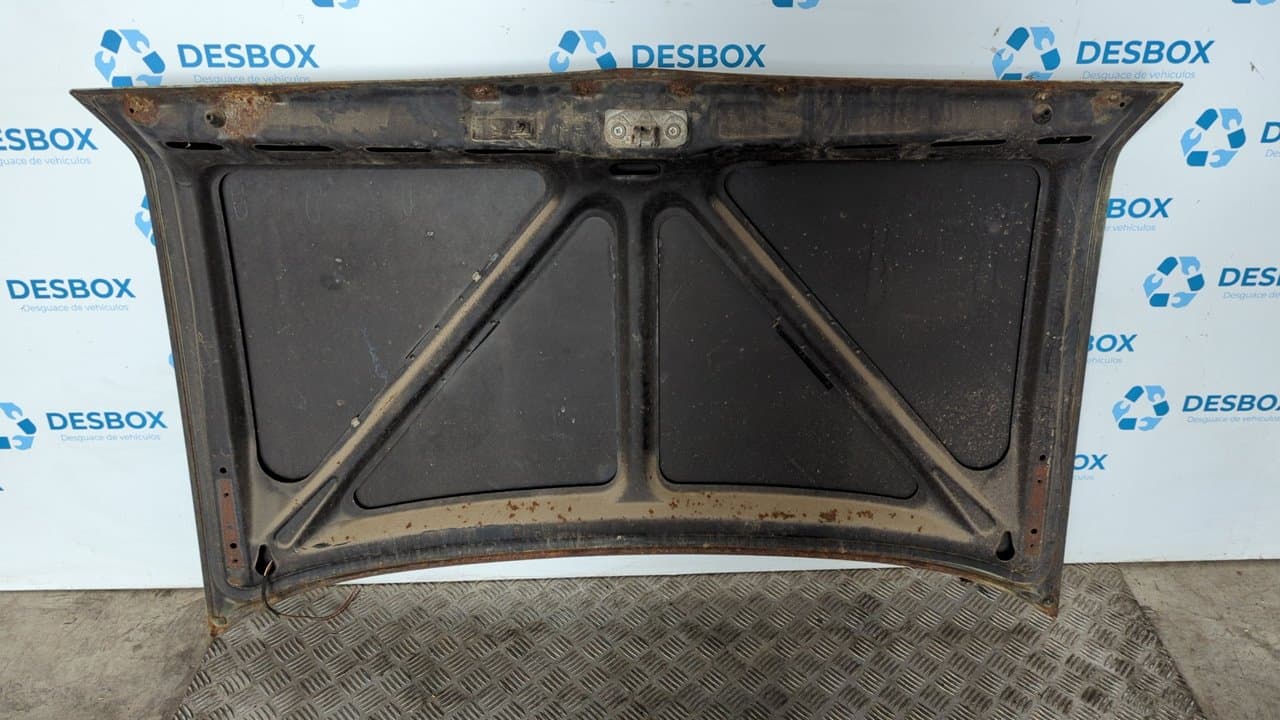 Recambio de PORTON TRASERO para MERCEDES-BENZ CLASE E (W114/W115) 3