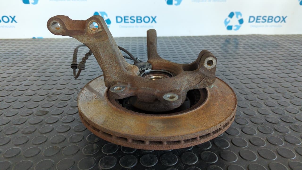 Recambio de MANGUETA DELANTERA DERECHA para DACIA SANDERO K7M710 referencia OEM IAM 11B17U - ROJO 5