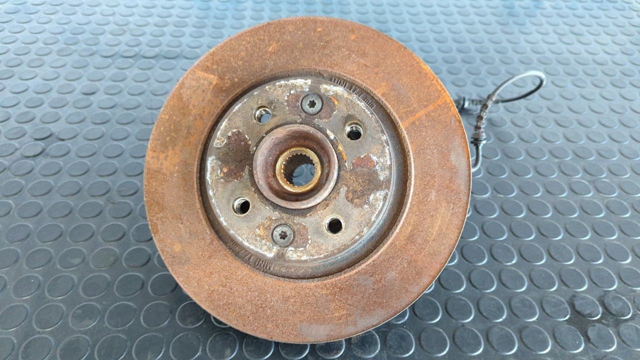Recambio de MANGUETA DELANTERA DERECHA para DACIA SANDERO K7M710 referencia OEM IAM 11B17U - ROJO 2