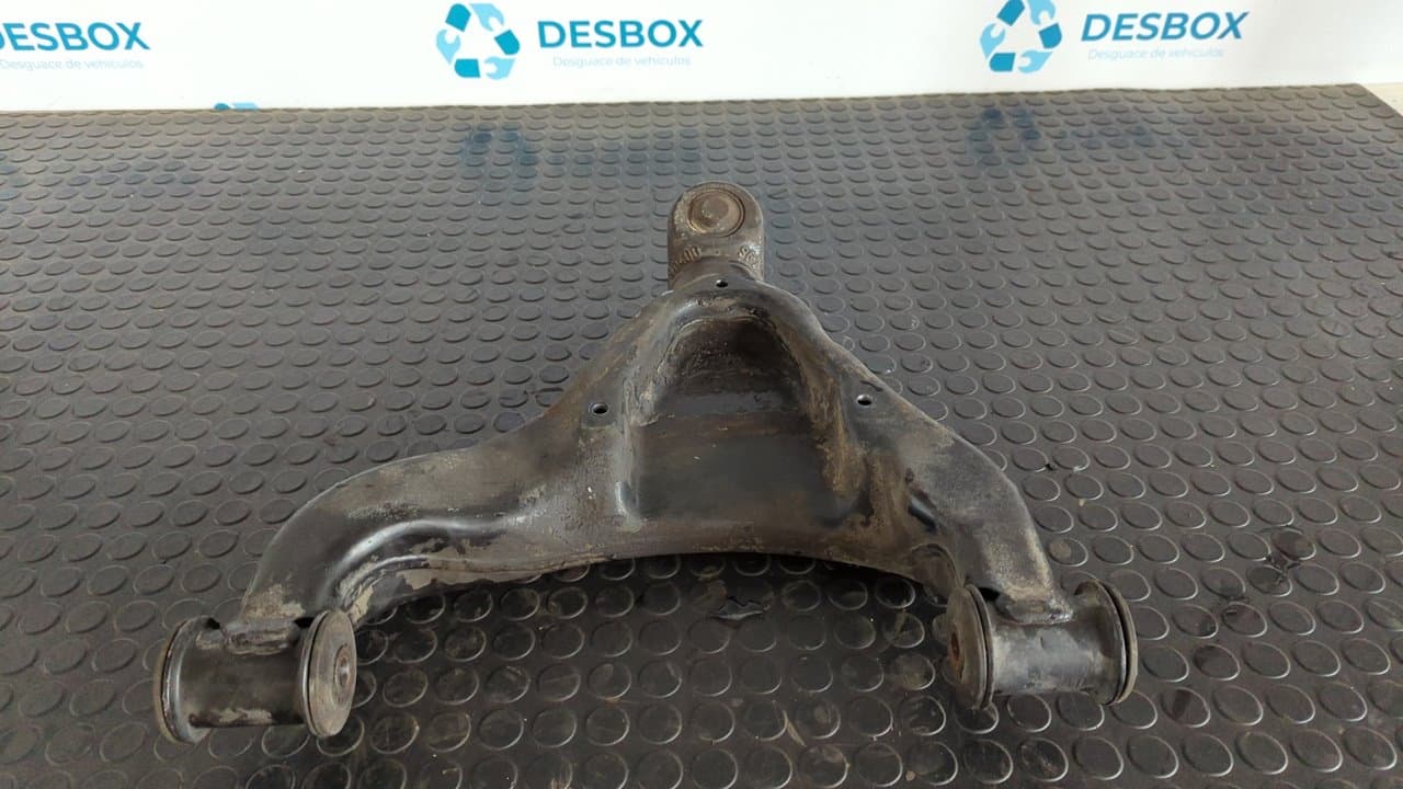 Recambio de BRAZO DERECHO INFERIOR DELANTERO para MERCEDES-BENZ SPRINTER 02.00 -> COMBI 213  CDI   (902.671-672) 611981 referencia OEM IAM 90400SGZ - BLANCO