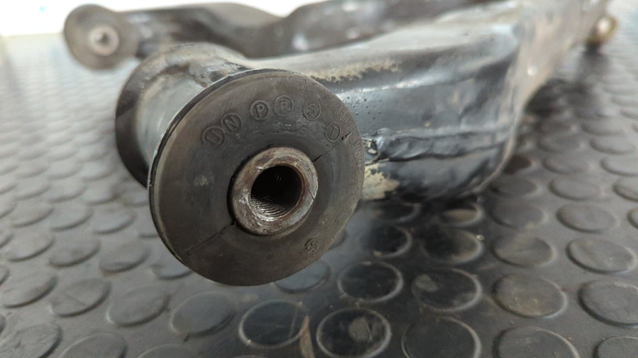 Recambio de BRAZO DERECHO INFERIOR DELANTERO para MERCEDES-BENZ SPRINTER 02.00 -> COMBI 213  CDI   (902.671-672) 611981 referencia OEM IAM 90400SGZ - BLANCO 6