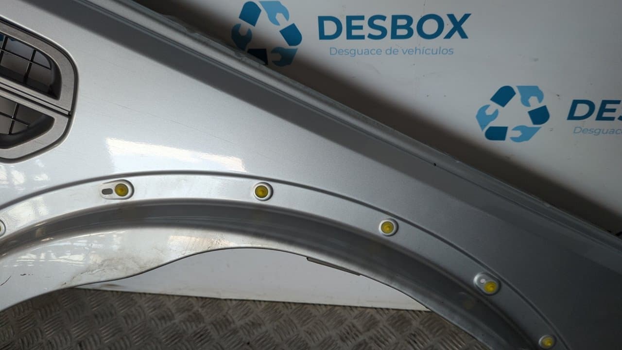 Recambio de ALETA DELANTERA DERECHA para LAND ROVER DISCOVERY 276DT - GRIS 4