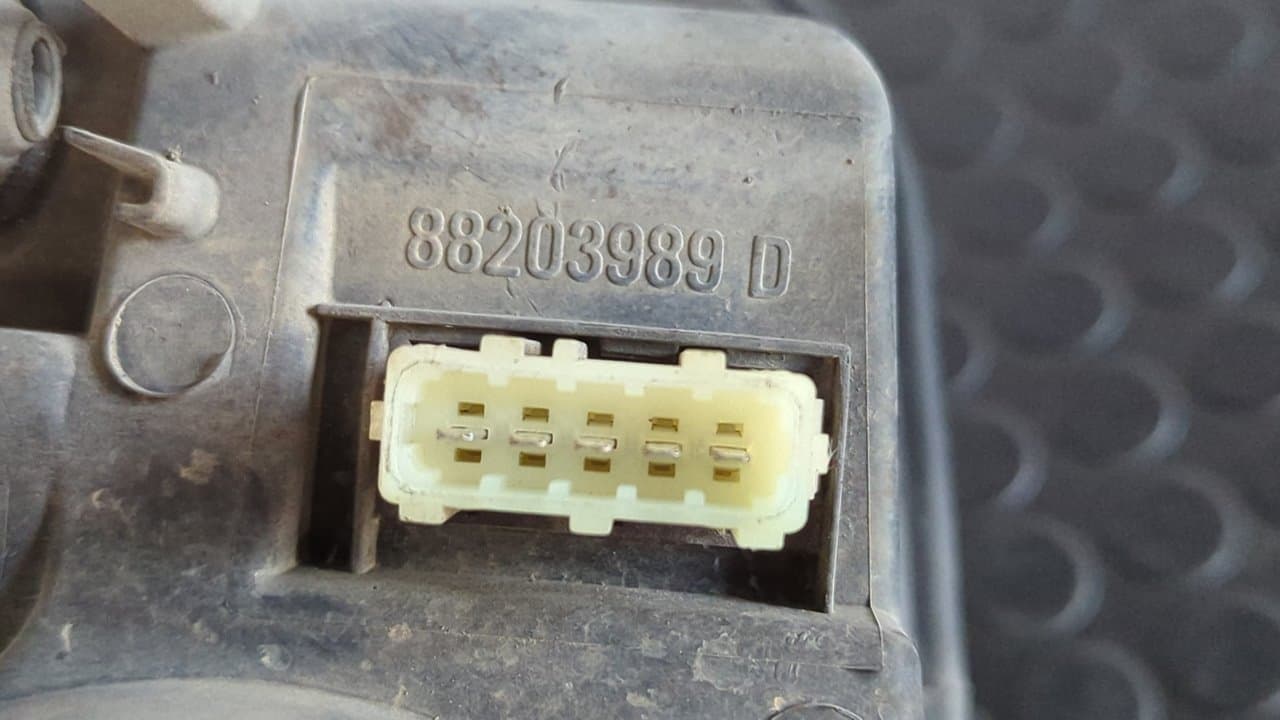 Recambio de FARO DERECHO para PEUGEOT 306 BERLINA 3/4/5 PUERTAS (S2) Boulebard RHY referencia OEM IAM 087487 - GRIS 6