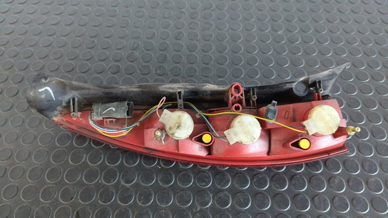 Recambio de PILOTO TRASERO IZQUIERDO para CITROEN C5 BREAK 2.2 HDi SX Automático 4HXDW12TED4FAP referencia OEM IAM 2549 - AZUL 5