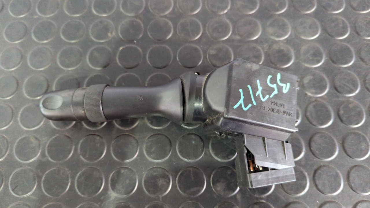 Recambio de MANDO LIMPIA para TOYOTA AURIS 1.4 Turbodiesel CAT 1ND referencia OEM IAM 0241017F243 - BLANCO 8