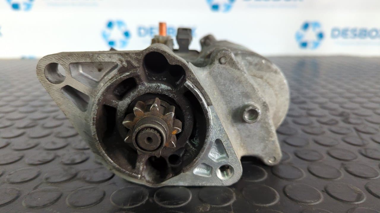 Recambio de MOTOR ARRANQUE para TOYOTA AURIS 1.4 Turbodiesel CAT 1ND referencia OEM IAM 4280002730 - BLANCO