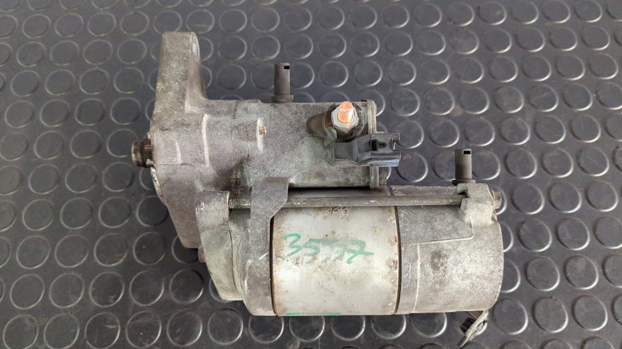 Recambio de MOTOR ARRANQUE para TOYOTA AURIS 1.4 Turbodiesel CAT 1ND referencia OEM IAM 4280002730 - BLANCO 6