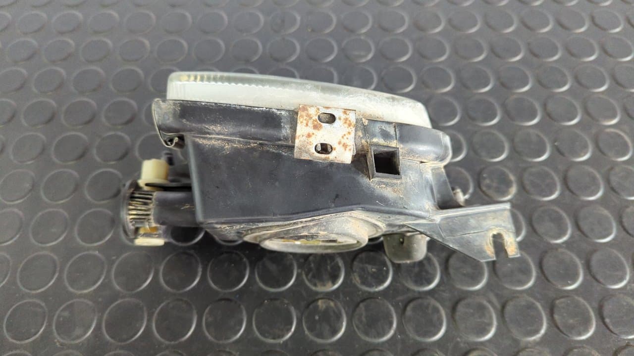 Recambio de FARO ANTINIEBLA IZQUIERDO para MERCEDES-BENZ CLASE C (W203) BERLINA 220 CDI (203.006) 646963 referencia OEM IAM 2158200556 - NEGRO 3